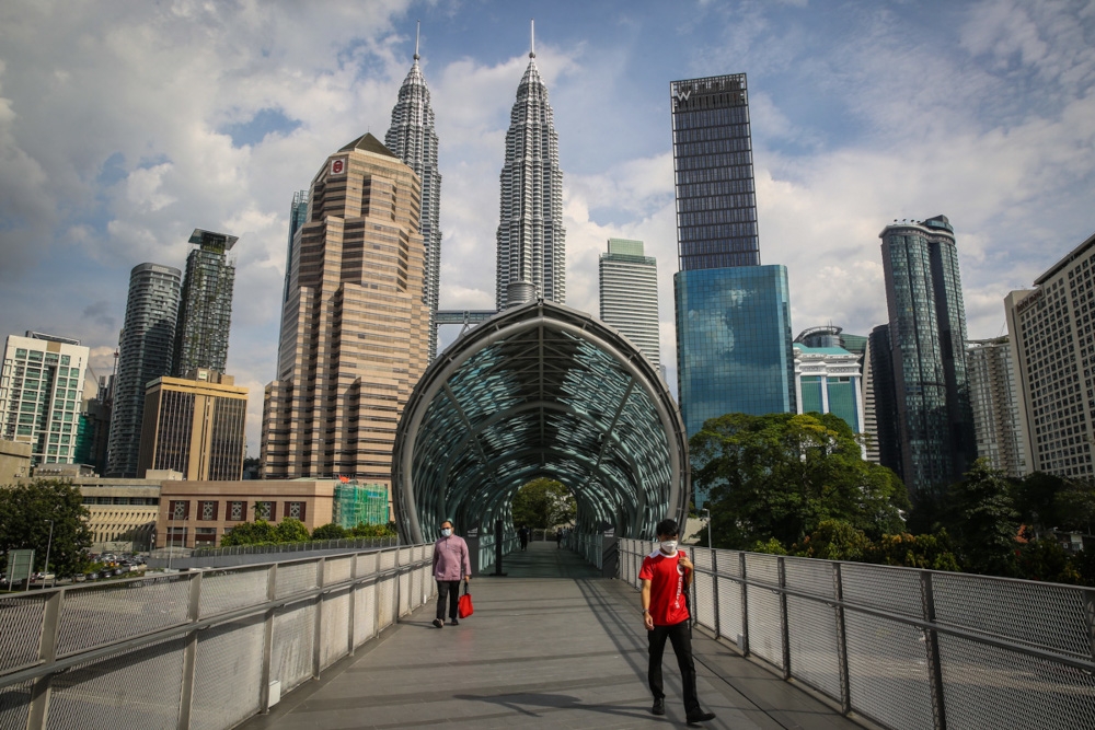 Kuala Lumpur voters are capable of electing the worst kind of mayor, just as Putrajaya is likely to continue appointing mayors few Kuala Lumpur residents know. — Picture by Yusof Mat Isa