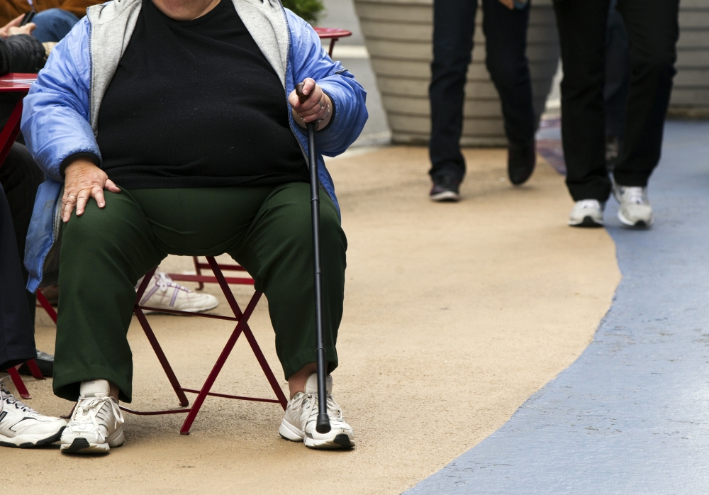 The author argues that slashing gym licence fees is unlikely to significantly reduce Malaysia’s obesity rate, as research shows population-level weight problems are driven more by diet, lifestyle and public health policies than by gym access alone. — AFP pic