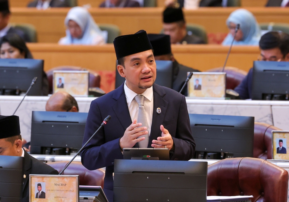 Menteri Besar Datuk Onn Hafiz Ghazi announced the dissolution after obtaining the consent of Johor Regent Tunku Mahkota Ismail Sultan Ibrahim earlier today. — Bernama pic