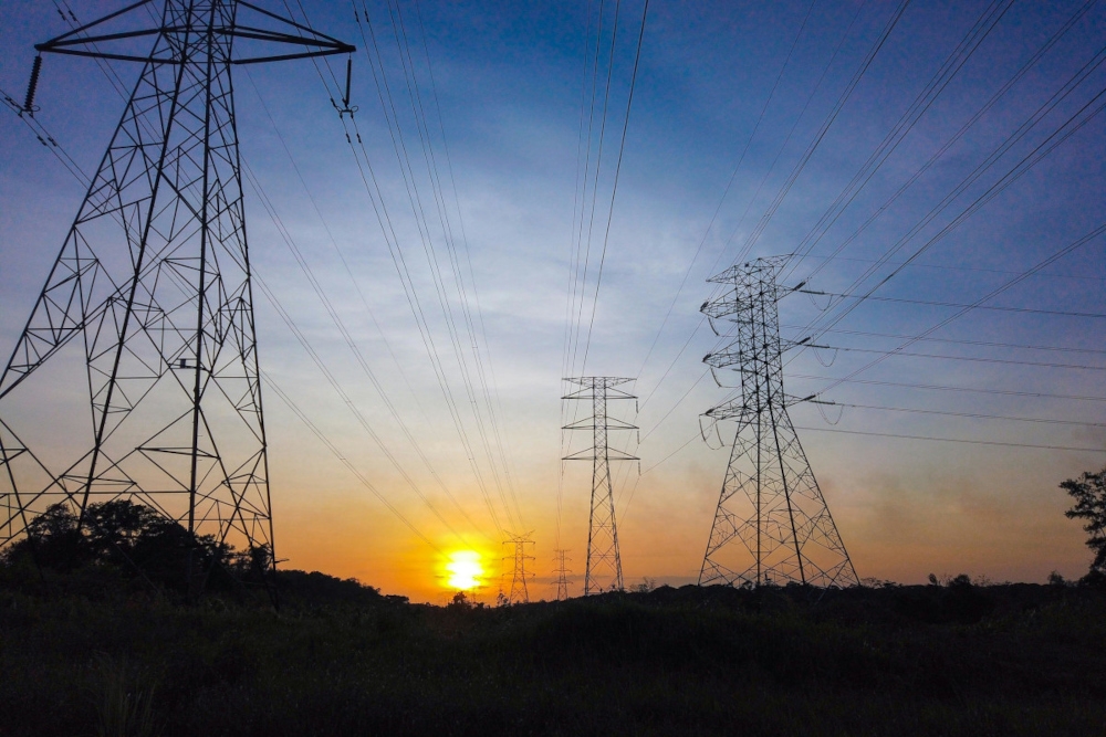 According to the author, Malaysia needs the courage to retire coal early, the honesty to remove fossil fuel subsidies completely, and the creativity to finance solar for poor households. — Pexels.com pic 