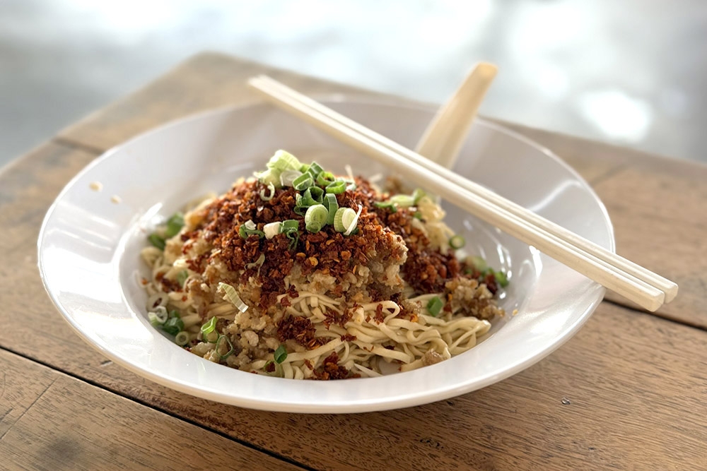 The fiery and fragrant chilli Hakka mee. — Picture by CK Lim