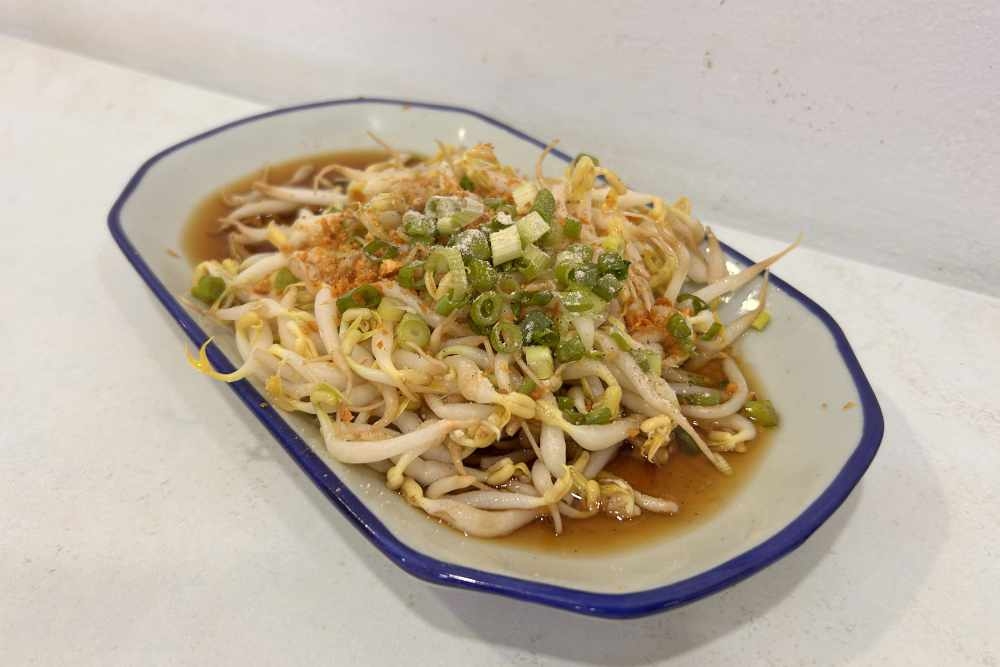 Blanched bean sprouts. — Picture by CK Lim