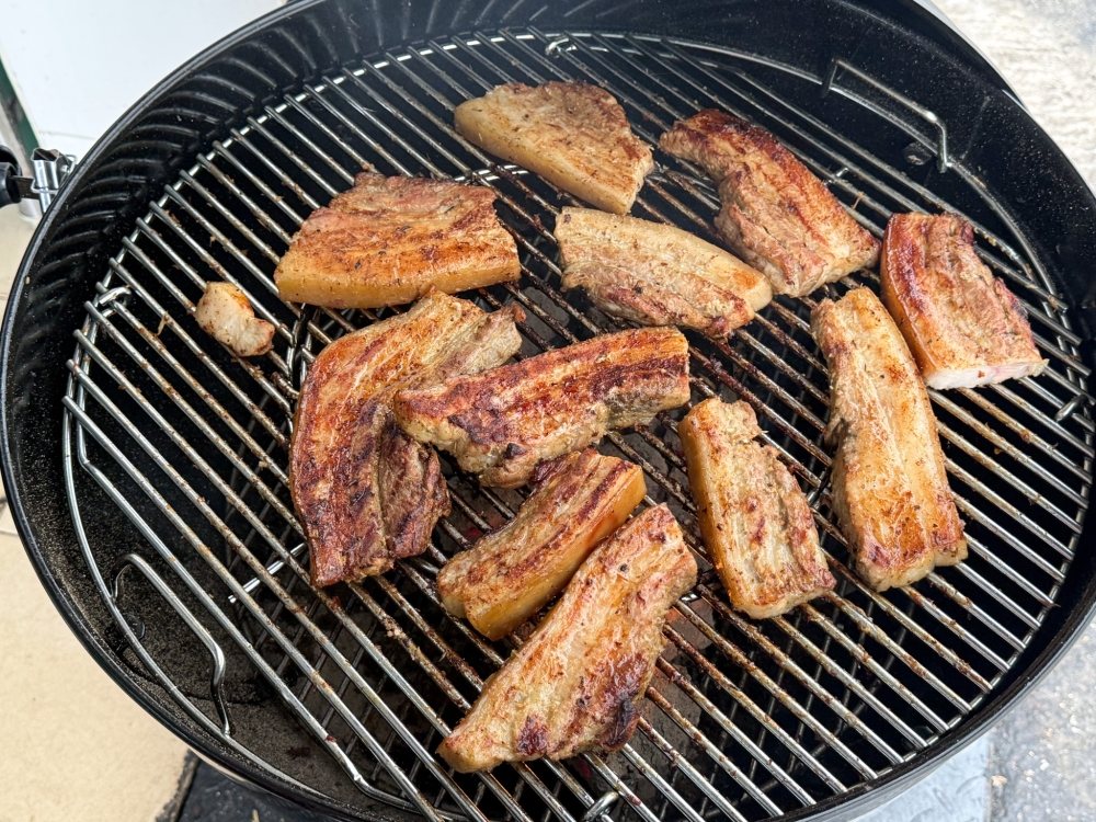 Kanid’s 3 Layer Pork uses a light marinade and is grilled at the stall to a smoky, tender bite. — Picture by Lee Khang Yi