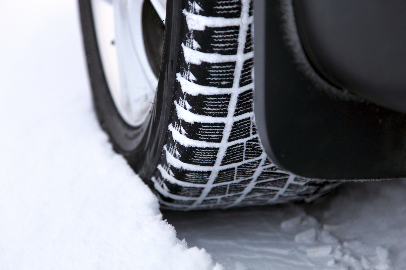 There's no need to wait for snow to switch to winter tires. u00e2u20acu201d AFP pic