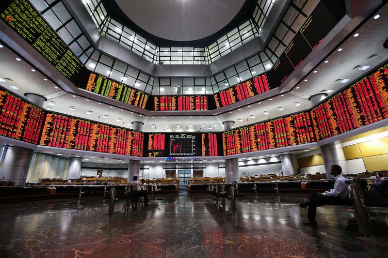 A view of the bursa stock market exchange board in RHB Investment Bank in Kuala Lumpur February 6, 2018. u00e2u20acu201d Picture Ahmad Zamzahuri