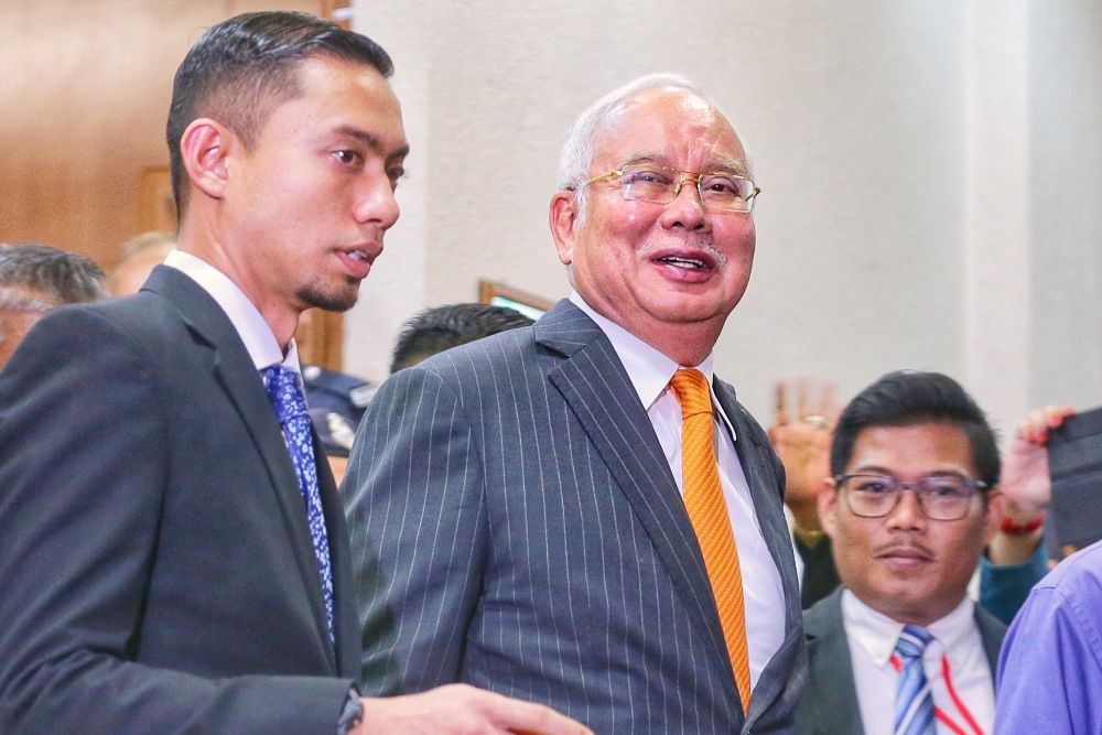 Datuk Seri Najib Razak is pictured at the Kuala Lumpur High Court November 11, 2019. u00e2u20acu201d Picture by Ahmad Zamzahuri