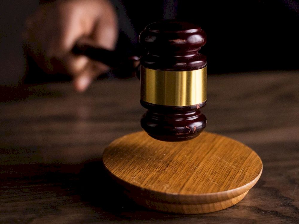 The High Court judge has absolute discretionary power to direct that an accused be granted bail. — Pexels pic 