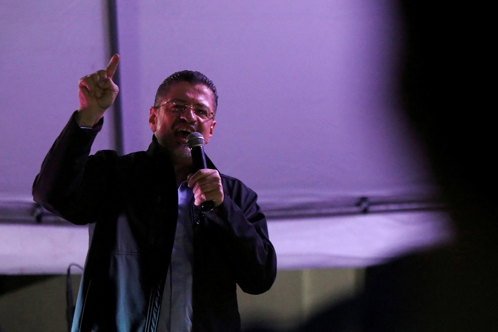 Costa Ricau00e2u20acu2122s presidential candidate Rodrigo Chaves of the Social Democratic Progress Party delivers a speech during his closing campaign rally ahead of the April 3 presidential election runoff, in San Jose, Costa Rica March 25, 2022. u00e2u20acu201d Reuters pic
